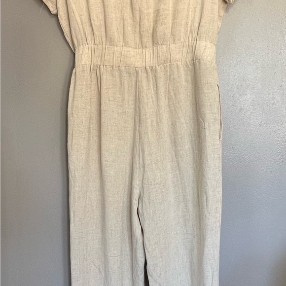 Linen Jumpsuit. - Picture 2 of 10